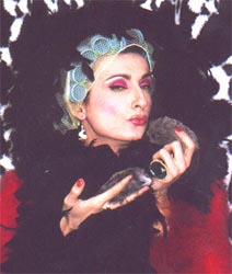 LUXURIA: CARI GAY, NON MI GHETTIZZATE! - Gay.it Archivio