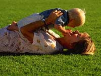 Procreazione: Arcigay, una legge medievale - madre figlio 2 - Gay.it Archivio
