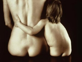'NO A UNA LEGGE DISCRIMINANTE' - mamma lesbica - Gay.it Archivio