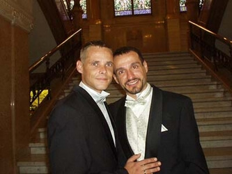 Olanda: boom di coppie gay dall'inizio del 2005 - mat olanda04 - Gay.it Archivio