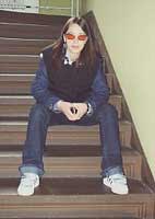 RIDERE CON LAURA - micaela - Gay.it Archivio