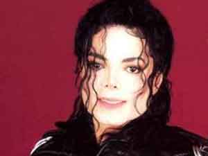 JACKO: UN VIDEO LO SCAGIONA - michael jackson01 3 - Gay.it Archivio