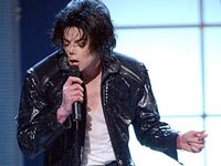 Jackson: "Dio mi ha reso 'Invincible'" - michael jackson01 1 - Gay.it Archivio