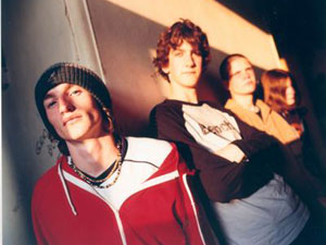 THE MUSIC È SU INTERNET - music - Gay.it Archivio