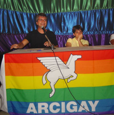 'UN RISARCIMENTO PER I GAY' - nichi vendola04 - Gay.it Archivio