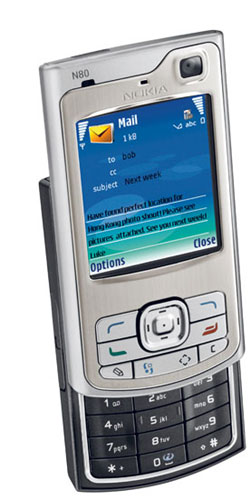 NOKIA PUNTA ALLA CONVERGENZA - nokia03 n80 screen low - Gay.it Archivio