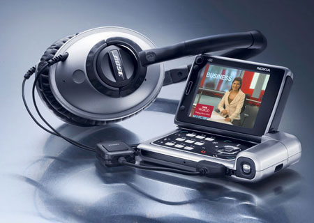 NOKIA PUNTA ALLA CONVERGENZA - nokia09 n92 low - Gay.it Archivio