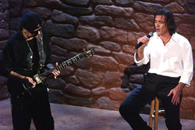OSCAR: EASTWOOD BATTE SCORSESE - oscar2005 antoniobanderas - Gay.it Archivio