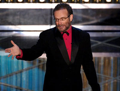 OSCAR: EASTWOOD BATTE SCORSESE - oscar2005 robinwilliams - Gay.it Archivio