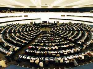 Europarlamento: Italia rispetti impegni anti-Aids - parlamento europeo strasbur - Gay.it Archivio