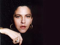 ALE PER LUI, PERLA PER LEI - perla iscr04 - Gay.it Archivio