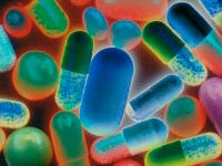 Cina: farmaci gratis ai malati di Aids - pillole1 2 - Gay.it Archivio