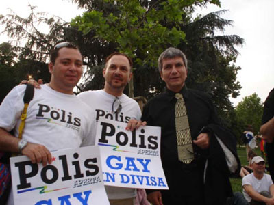 IL PRIDE DEI POLIZIOTTI GAY - polis aperta02 - Gay.it Archivio