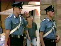 DELITTI E AGGRESSIONI, COME DIFENDERSI - polizia3 - Gay.it Archivio