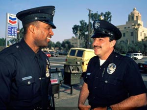 Bombay, centinaia di poliziotti con l'Aids - poliziotti11 - Gay.it Archivio