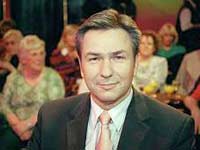 ANCHE BERLINO HA UN SINDACO GAY - polnat Wowereit - Gay.it Archivio