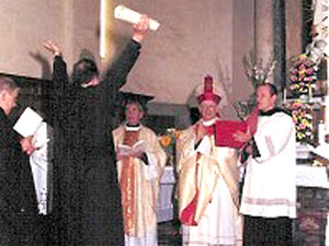OMOFOBIA CATTOLICA - preti10 1 - Gay.it Archivio
