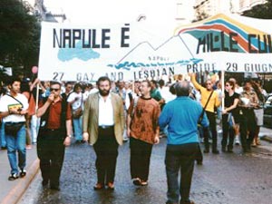 Napoli: Diodato (An), no a registro coppie gay - pride napoli01 - Gay.it Archivio