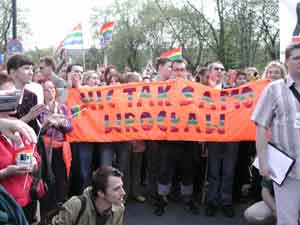 ORGOGLIO ALLA POLACCA - pride varsavia2003 - Gay.it Archivio