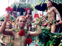 FELICE DI ESSER GAY - pride25 - Gay.it Archivio