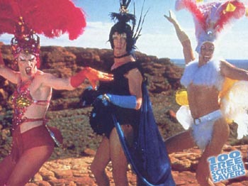 HOME CINEMA PER NATALE - priscilla - Gay.it Archivio