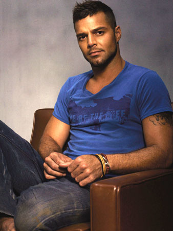 TORNAN LE STELLE DEL LATIN-POP - rickymartin2 - Gay.it Archivio