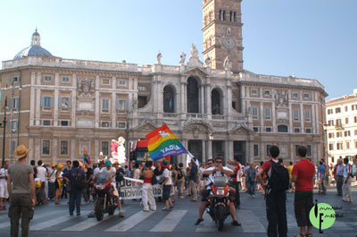Roma Pride: corteo a lutto per vittime Londra - rmpride07 1 - Gay.it Archivio