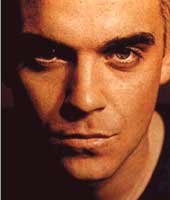 ANGELI CON LA CODA 5 - robbiewilliams - Gay.it Archivio