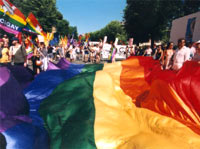 CONTRO OGNI VIOLENZA - roma gay pride 01 - Gay.it Archivio