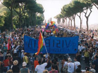 CONTRO OGNI VIOLENZA - roma gay pride 03 - Gay.it Archivio
