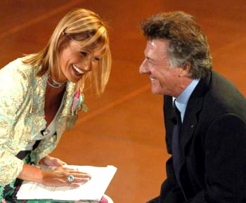 SANREMO TRA POLITICA E SOLDI - sanremo04 hoffman ventura - Gay.it Archivio