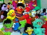 UNA GUERRA CONTRO L'UMANITÀ - sesame street 1 - Gay.it Archivio