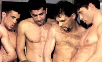 SESSO PER IL NUOVO ANNO - sesso64 - Gay.it Archivio