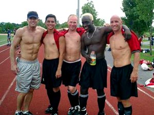 Milano: primo torneo di calcetto per gruppi gay - sf2004 - Gay.it Archivio
