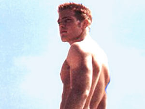 'LO VOGLIO PERFETTO' - sguardo cielo - Gay.it Archivio