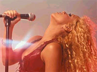 SHAKIRA STORY - shakira2 - Gay.it Archivio