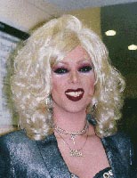 QUELLA PAZZA DI SHERRY VINE! - sherry vine02 - Gay.it Archivio