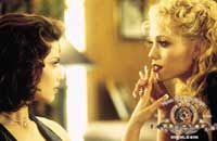 CENSURA IN TV - showgirls03 - Gay.it Archivio