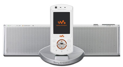 IL CELLULARE? UN IMPIANTO HI-FI! - sonyMDS70 - Gay.it Archivio