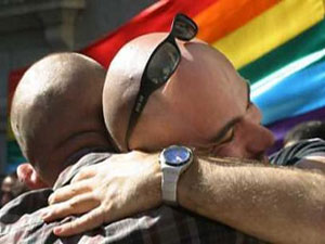 Spagna: primi sposi gay in luna di miele a Venezia - spagna matrimonio01 1 1 - Gay.it Archivio