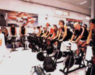 SPINNING: A OGNUNO IL SUO - spinning02 - Gay.it Archivio