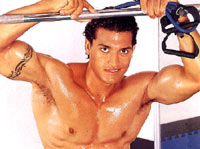 SOVRALLENAMENTO - superfit03 - Gay.it Archivio