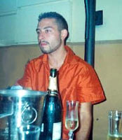 TIZIANO, GAY ORGOGLIOSO - tiziano03 - Gay.it Archivio