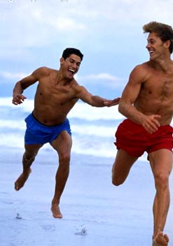 NON SOLO AMORI ESTIVI - vacanze gay due - Gay.it Archivio