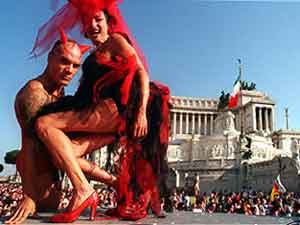 Roma Pride: sabato la grande sfilata - world pride rome02 - Gay.it Archivio