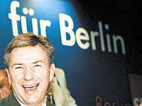 Berlino: insulti tra candidati sindaco - wowereit base 1 - Gay.it Archivio