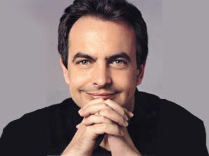 SPAGNA APRE ALL'ADOZIONE LESBICA - zapatero 3 - Gay.it Archivio
