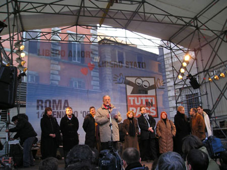 TUTTI IN PACS VERSO IL VOTO - 140106tuttiinpacs065 - Gay.it Archivio