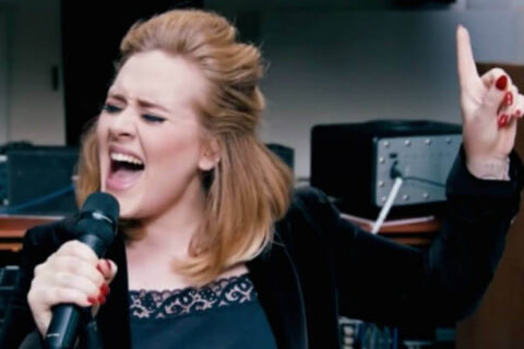 Adele: anteprima del nuovo brano "When We Were Young" - Adele 60 Minutes australia anteprima when we were young 1 - Gay.it Archivio