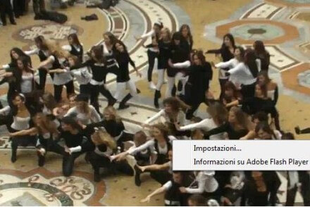 A Milano flash mob dedicato a Britney: ecco il video - BASEbritneyflash - Gay.it Archivio